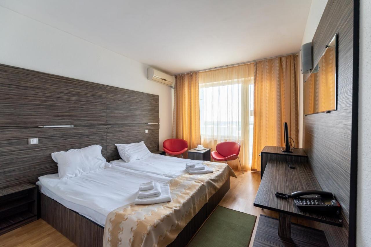 Hotel Capitol Jupiter Kültér fotó