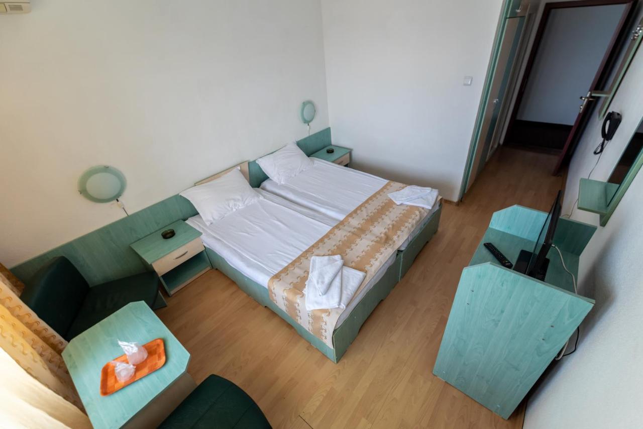 Hotel Capitol Jupiter Kültér fotó