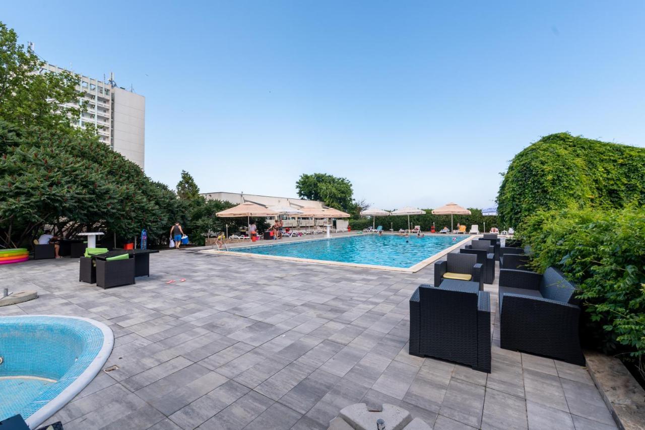 Hotel Capitol Jupiter Kültér fotó