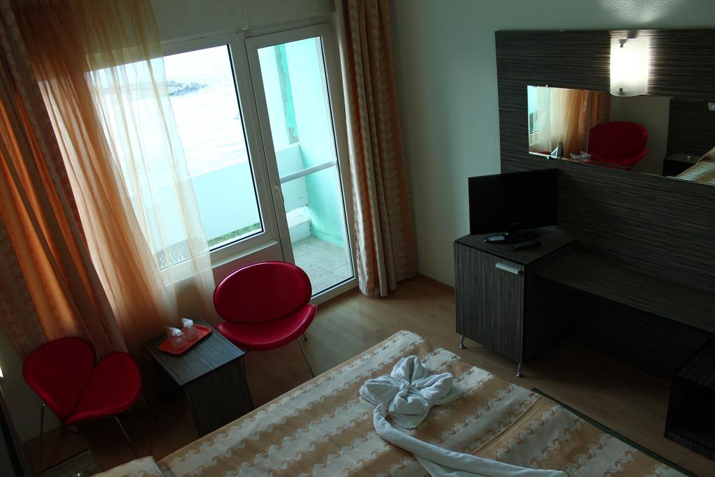 Hotel Capitol Jupiter Kültér fotó