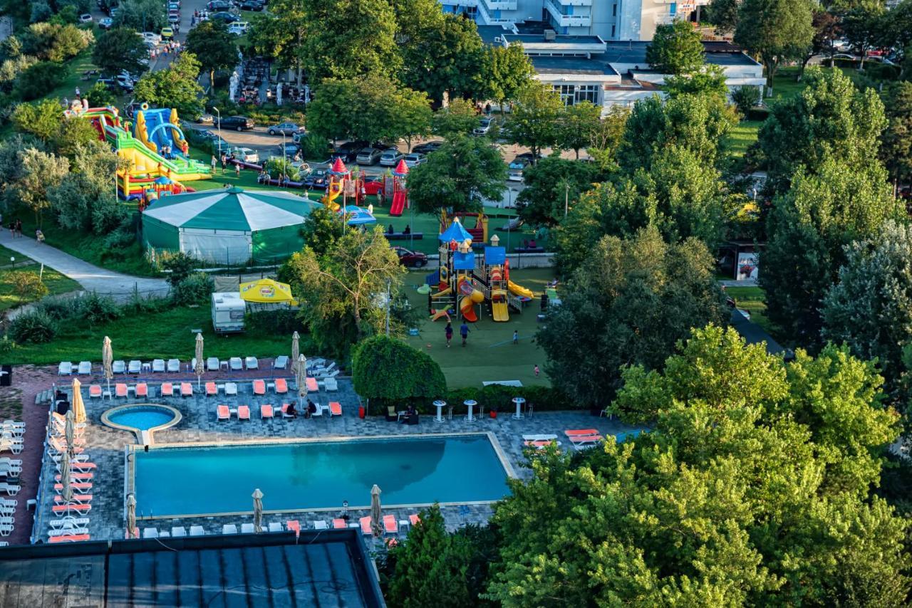 Hotel Capitol Jupiter Kültér fotó